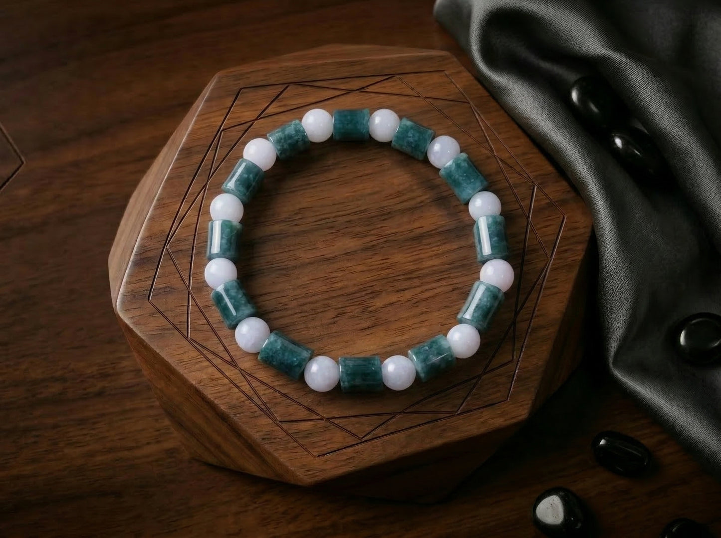 Bosque Brumoso - Pulsera de Jade Natural