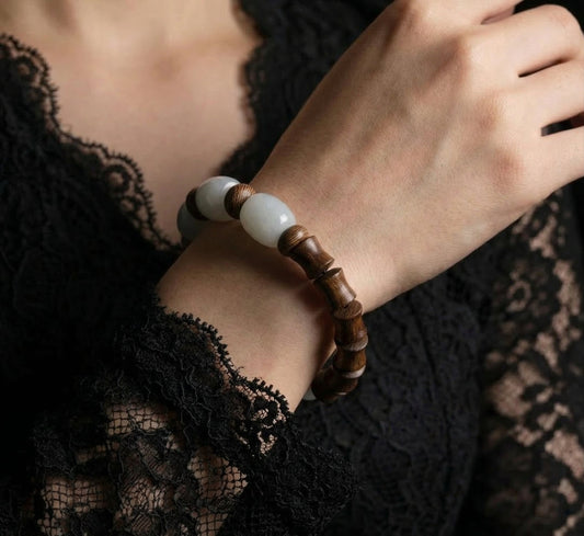Jade Jewelry Guide – Meaning, Symbolism & Natural Burmese Jade Collection