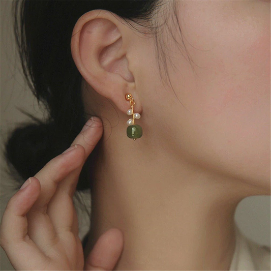 Jade Earrings Guide – Meaning, Types & How to Choose the Best Pair