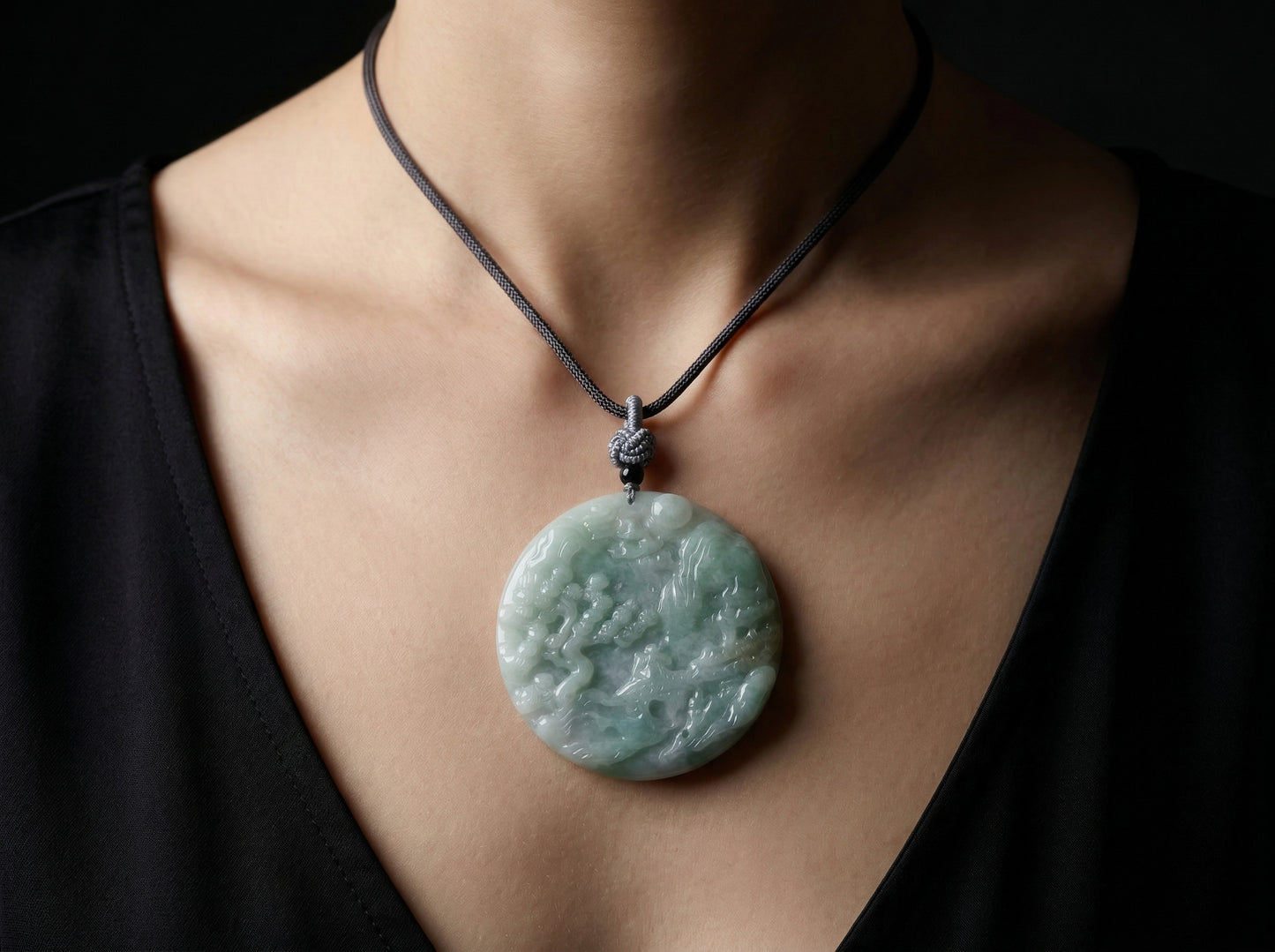 Principios de la Primavera - Colgante de Jade Natural