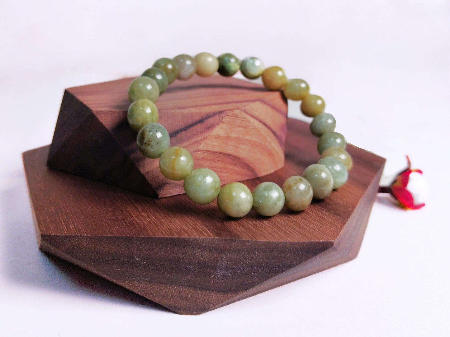 Daisy- Nature Jade Bracelet