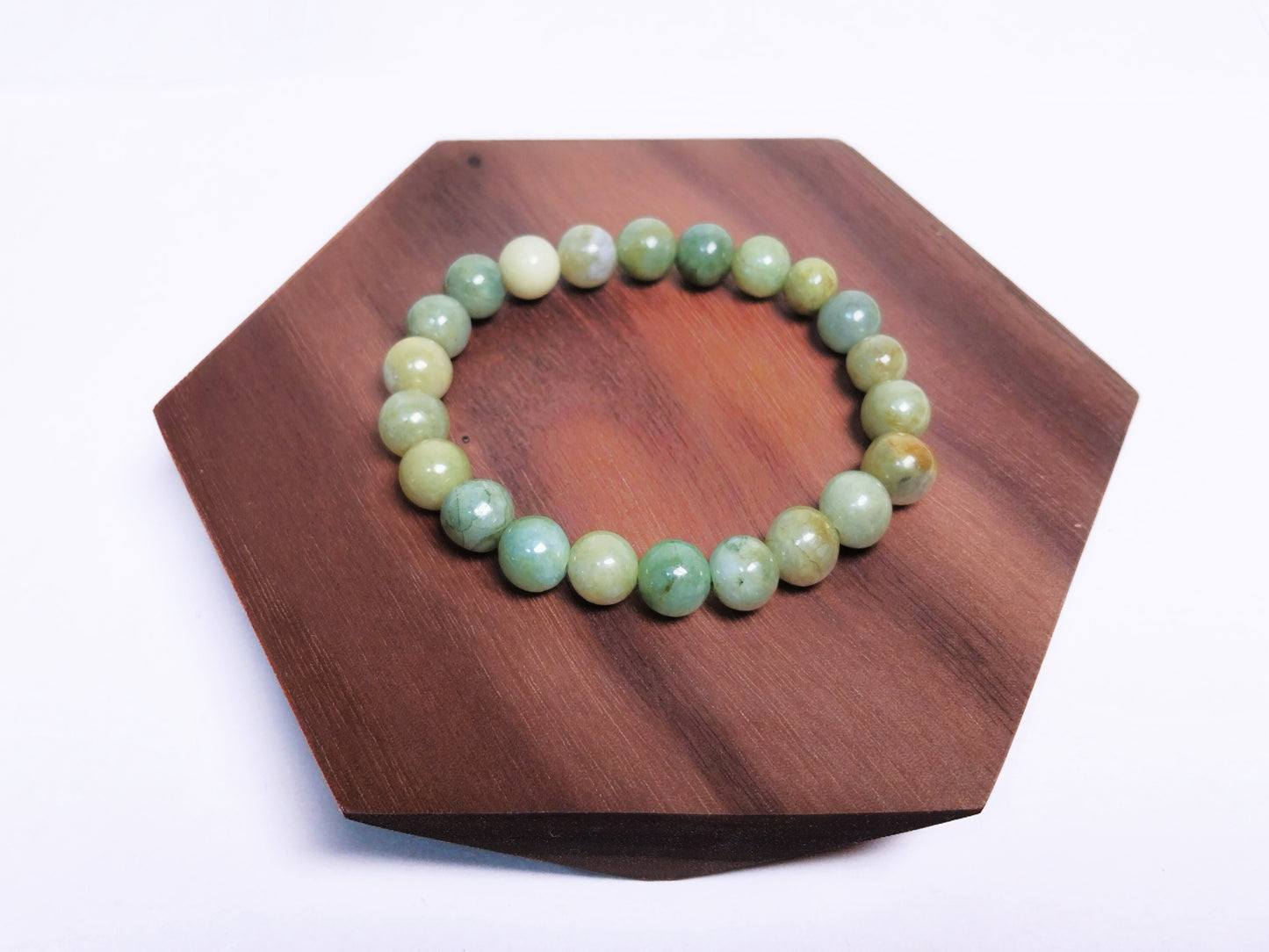 Daisy- Nature Jade Bracelet