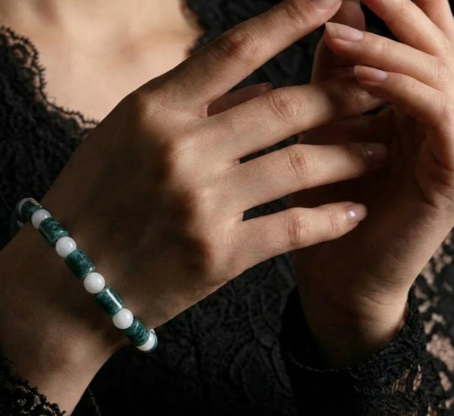 Bosque Brumoso - Pulsera de Jade Natural