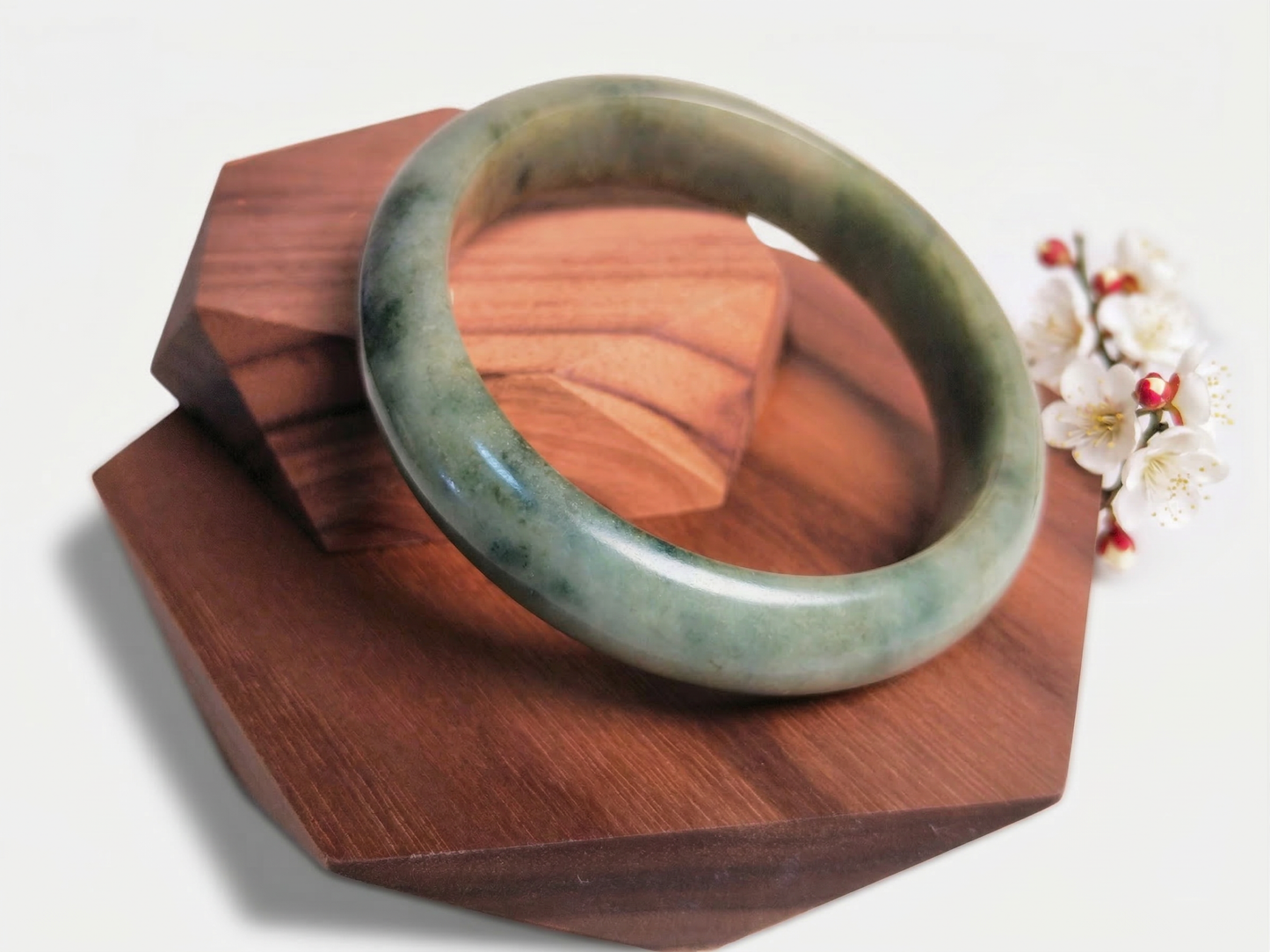 Midsummer - Nature Jade Bracelet