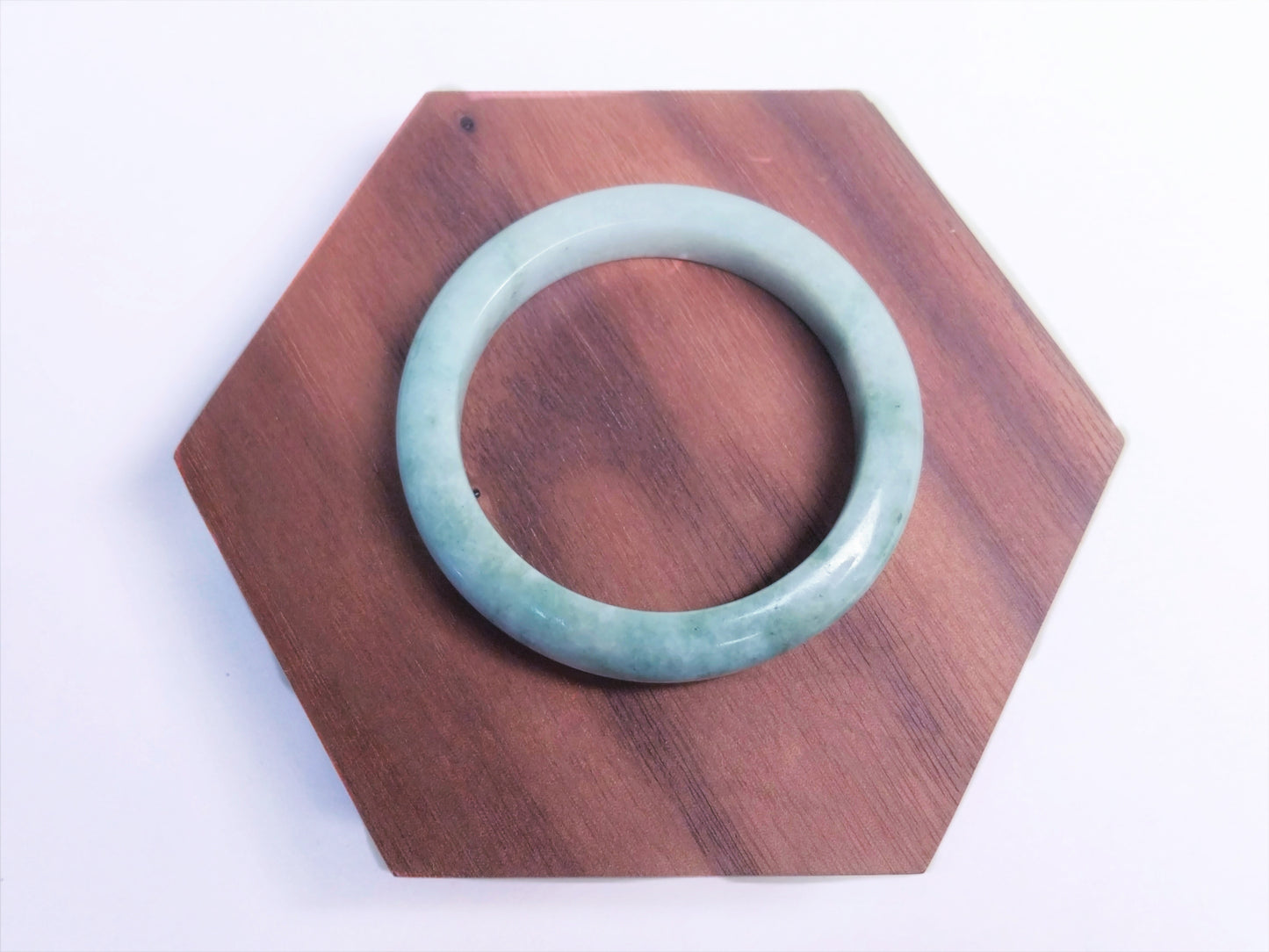 Sea Breeze - Nature Jade Bracelet