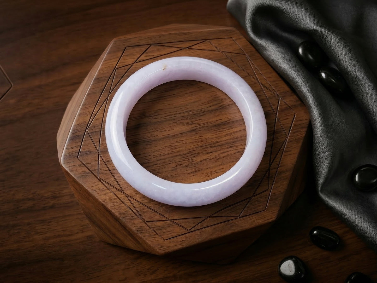 Luna - Pulsera de jade natural