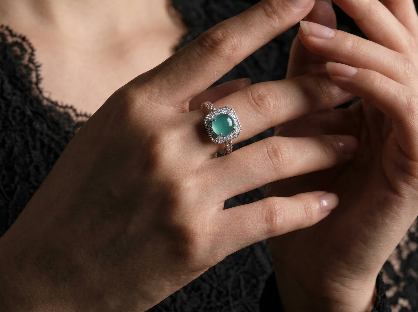 Ballena Azul - Anillo de Jade Natural