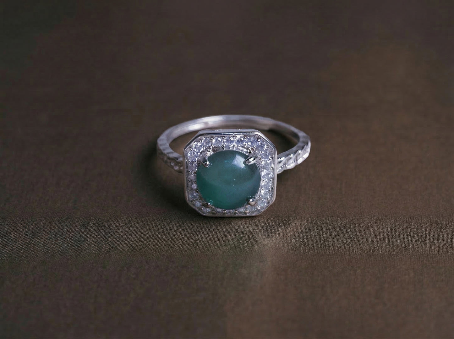 Ballena Azul - Anillo de Jade Natural