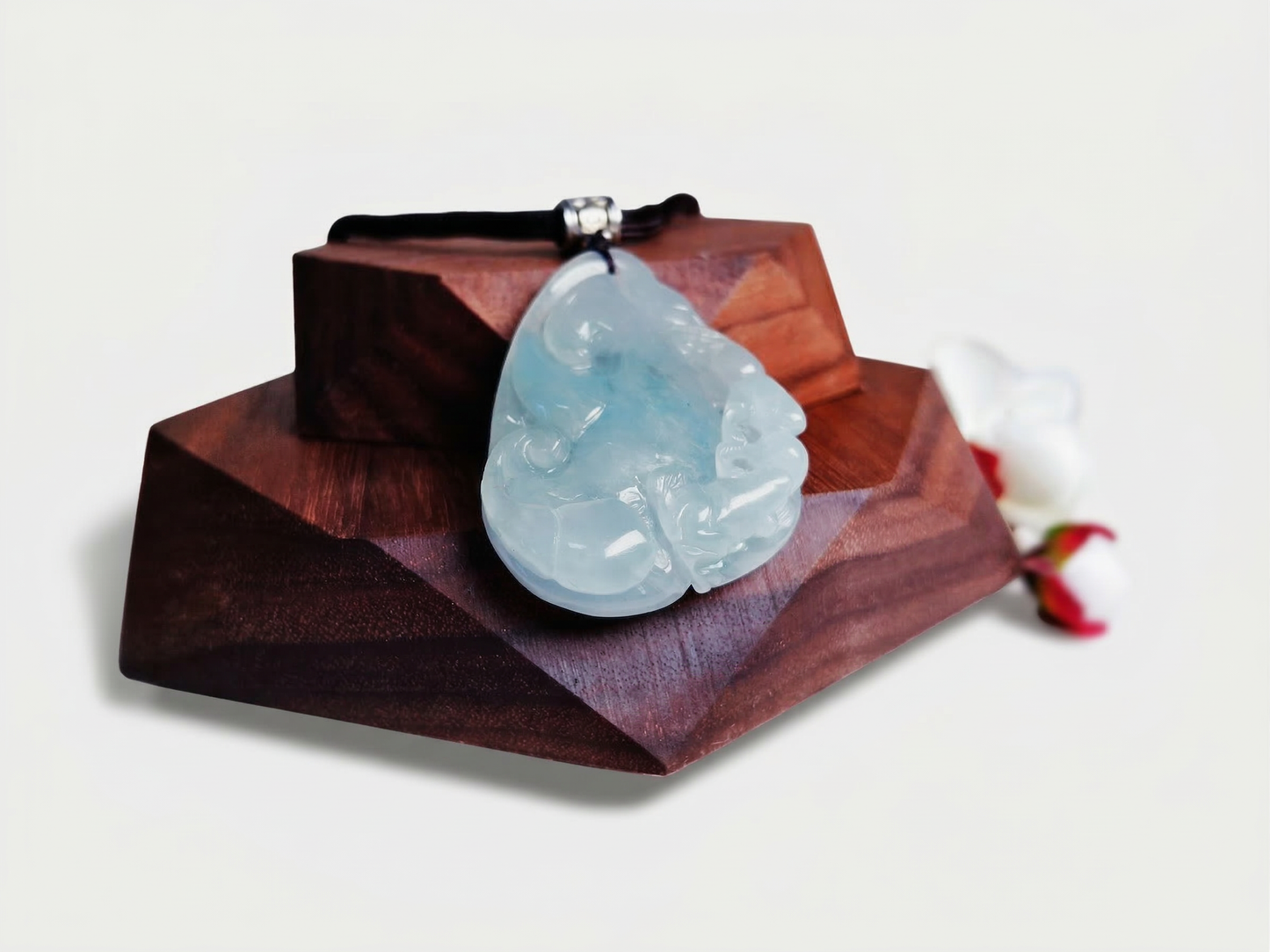 Creencia - Colgante de Jade Natural