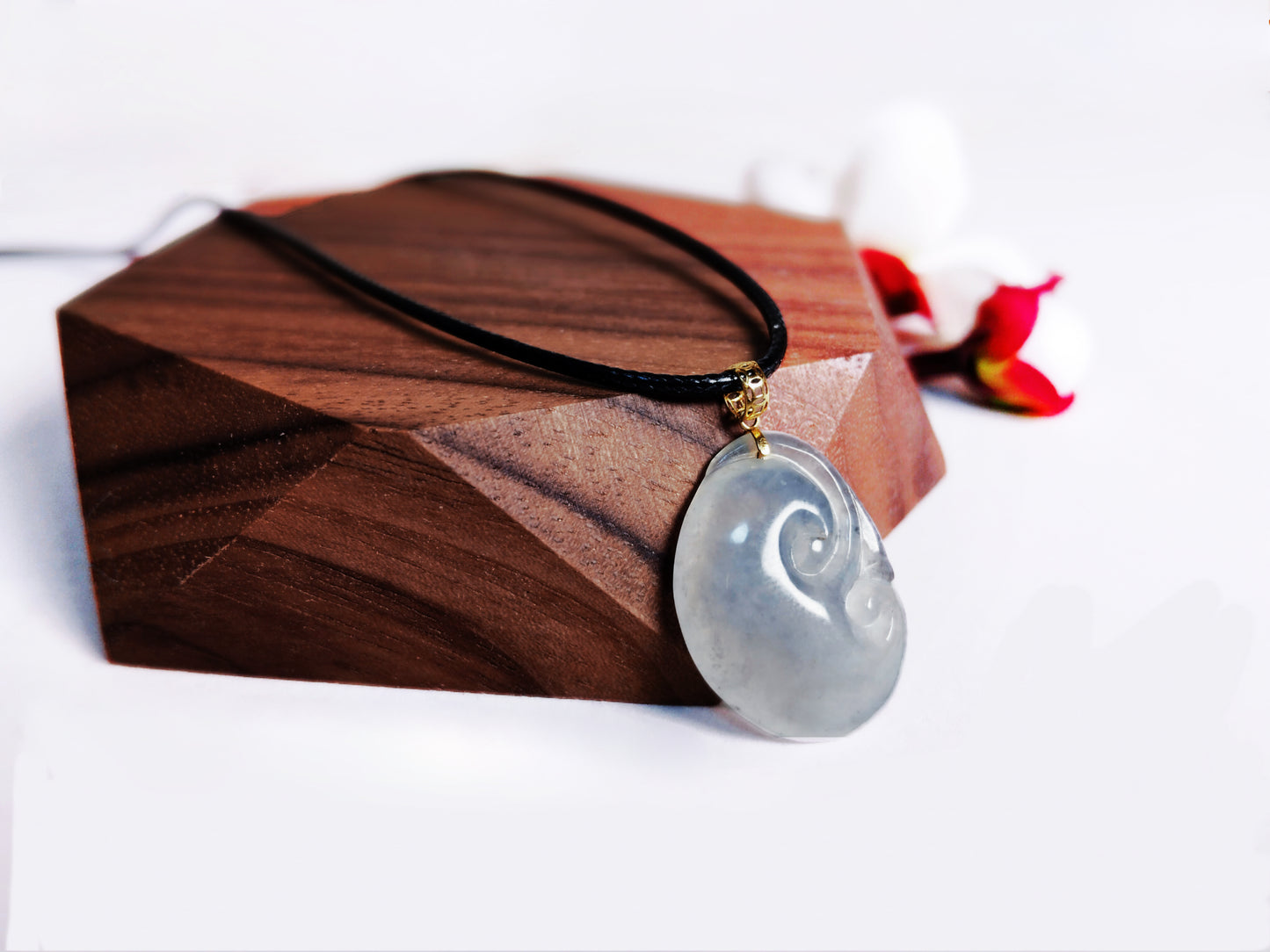 Eternity - Nature Jade Pendant