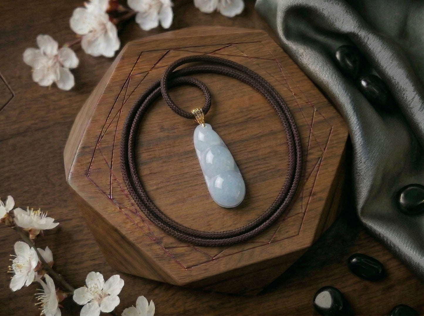 Cosecha - Colgante de jade natural