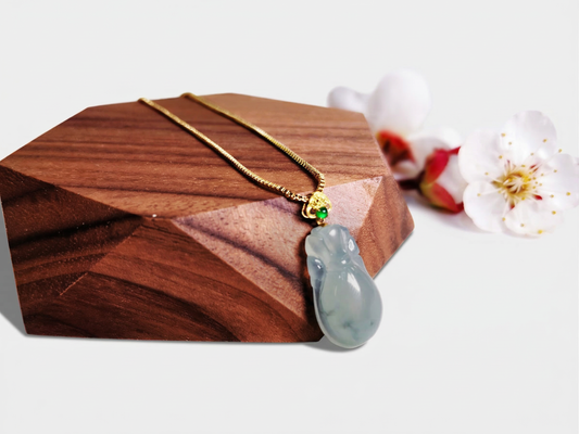 Colgante de jade "Fortuna - Naturaleza"