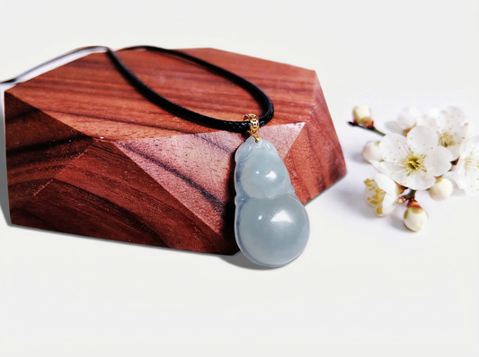 Maternidad - Colgante de Jade Natural